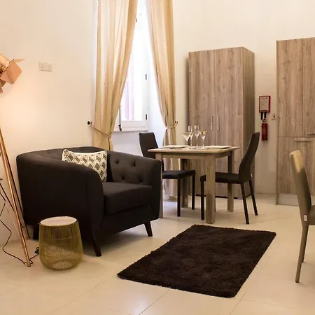 Bebirgu Palazzino 2 With Jacuzzi Διαμέρισμα Birgu